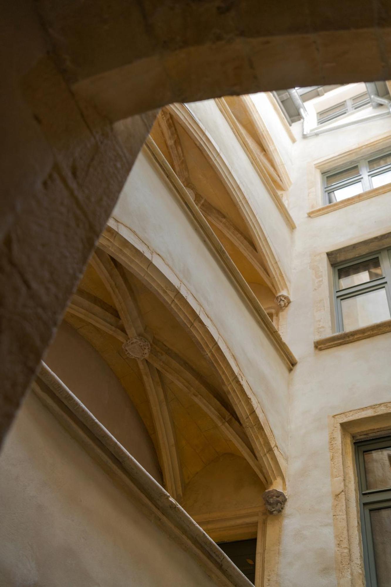Academie Hotel 4*