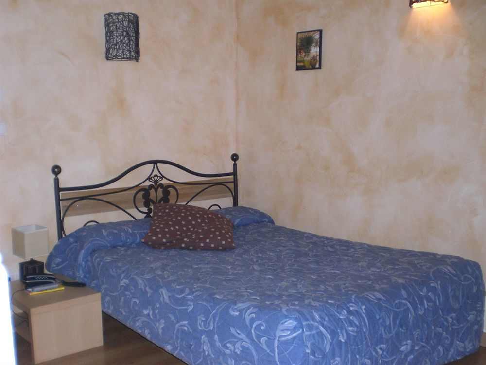 Hotel Academie 4*